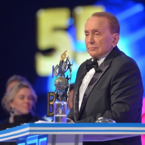 У Маслякова захотели отобрать КВН через суд