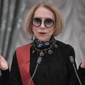 Инну Чурикову госпитализировали в тяжелом состоянии