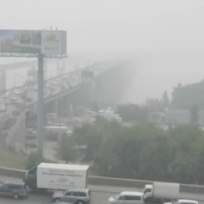 Еще один российский город окутало дымом