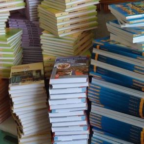 Около 35 тысяч новых учебников поступят в школьные библиотеки Ачинска