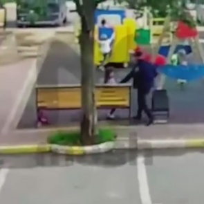 Убийство женщины на глазах у детей в Подмосковье попало на видео