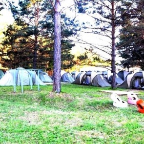 Илай Ахметов поручил проверить палаточное оборудование детского туристического лагеря «Чулымье» в связи с трагедией в Хабаровском крае