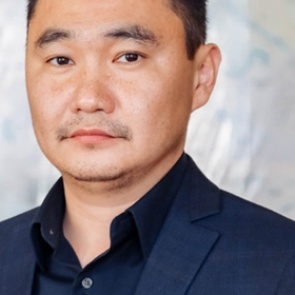 Обвиненного в рекордной взятке российского чиновника отпустили из СИЗО