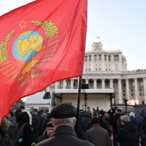 Советскую власть массово сочли лучше российской