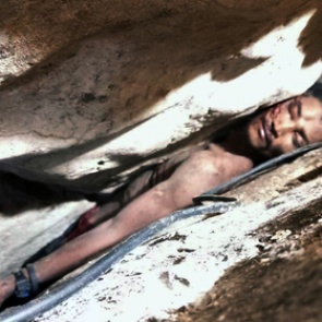 Придавленный камнями фермер выживал без воды и еды четыре дня