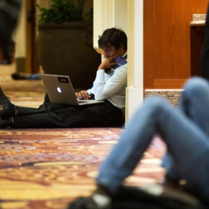 ФБР захотело тайно следить за пользователями соцсетей