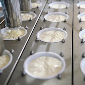 Названы опасные марки сметаны