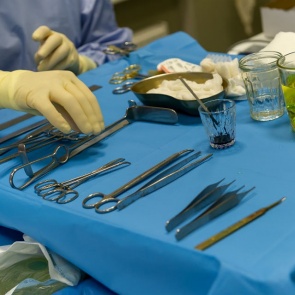 На севере края из-за неосторожного врача в больнице умер 23-летний парень