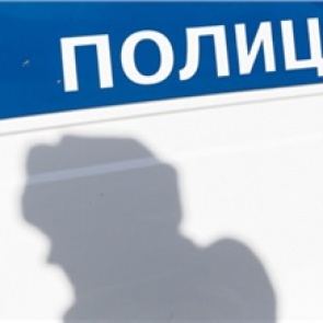 Лишенный прав до 2022 года водитель прятал номер и разъезжал по улицам Ачинска. Задержали с погоней