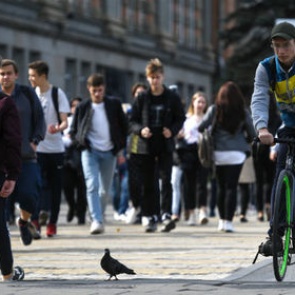 Названы города с мечтающей о бегстве российской молодежью