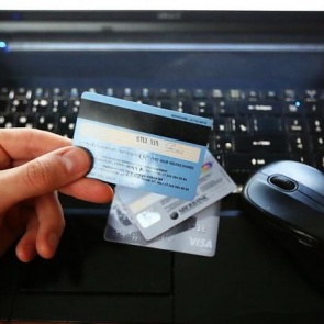 Молодая красноярка послушно перевела 350 тысяч на «безопасный» счёт и осталась ни с чем