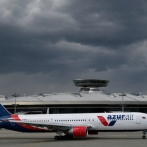 Число пострадавших из-за жесткой посадки лайнера в России снова выросло