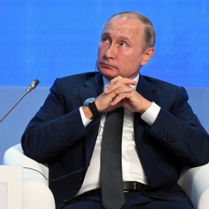 Путин повысил себе зарплату