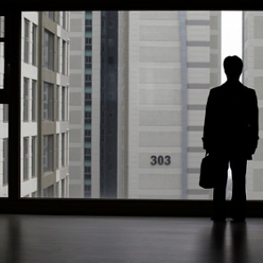 Большинству банков мира пообещали крах