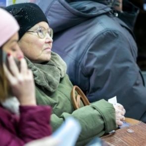 В крае стремительно растет число бедных. За чертой уже полмиллиона человек