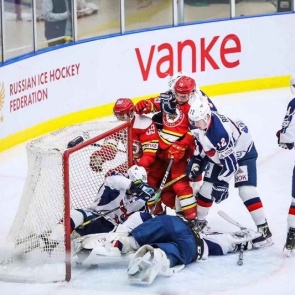 Красноярские хоккеисты отправились в Китай и привезли две победы над местными командами