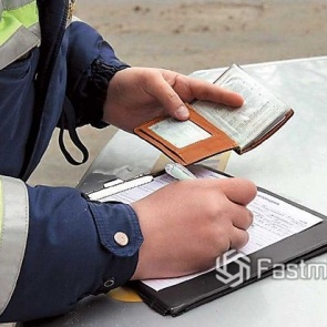 Красноярские и московские водители платят самые большие в стране штрафы за нарушения ПДД