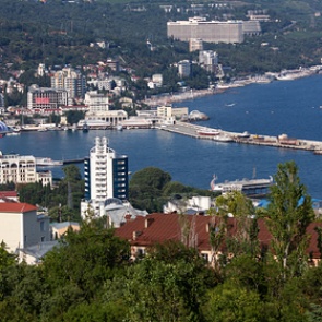 Названы причины рекордного наплыва туристов в Крыму