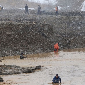 Трое фигурантов дела о прорыве дамбы в Курагинском районе останутся под стражей