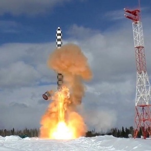 Минобороны объявило о начале испытаний созданной в Красноярске межконтинентальной ракеты «Сармат»