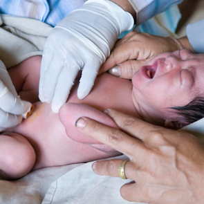 Тусовщица родила на танцполе ночного клуба