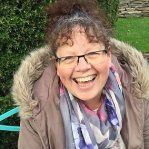 Женщина сорвала миллионный куш через считаные минуты после исцеления от рака