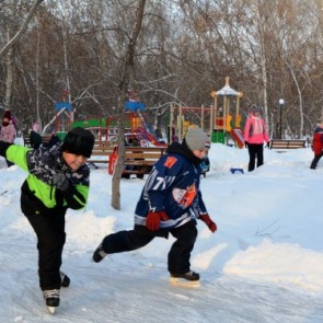 В Ачинске ускорят запуск работы катков под открытым небом