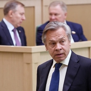 Пушков ответил поддержавшей Ротару Поклонской