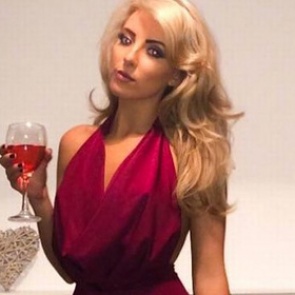 Тюремная надзирательница тайно завела роман с заключенным и пошла под суд