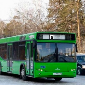 Пассажирские автобусы ИП Балабанова не вышли на рейсы по маршруту №5: предпринимателю грозит штраф за причинённые неудобства горожанам