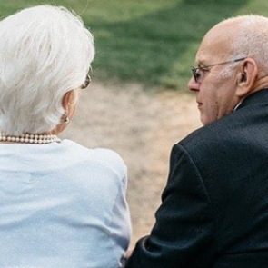 Супруги прожили вместе 68 лет и умерли с разницей в один день