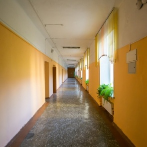 Родители просят наркологов проверить детей на употребление снюса. Медики рассказали, чем он опасен