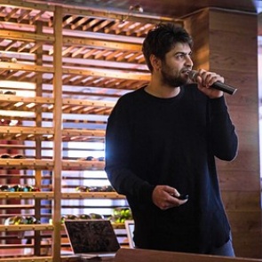 Стали известны подробности смерти российского издателя и его супруги