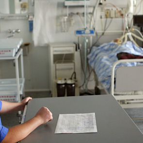 Российский студент впал в кому в аудитории вуза