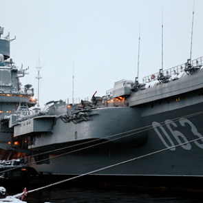 Появились подробности пожара на крейсере «Адмирал Кузнецов»