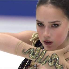 Олимпийская чемпионка Алина Загитова отказалась от участия в чемпионате России в Красноярске