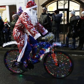 Россияне стали отказываться от Деда Мороза