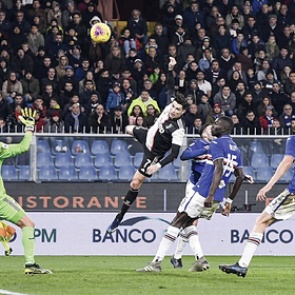 Роналду забил с высоты в 2,56 метра и прослыл сверхчеловеком