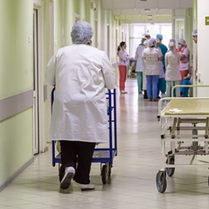 В российской больнице закончилось питание для людей в реанимации