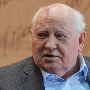 Горбачев попал в больницу