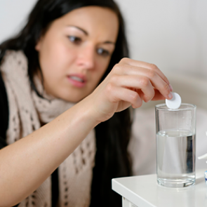 Россиянам рассказали об опасности сочетания лекарств с алкоголем