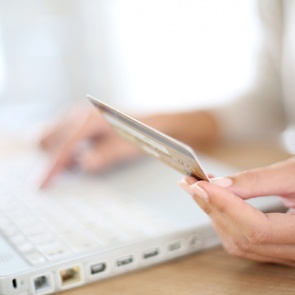 Покупать в интернете за границей стало сложнее