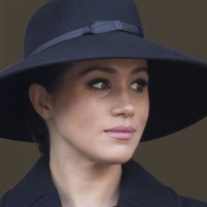 Меган Маркл отказалась слушать королеву на семейном совете