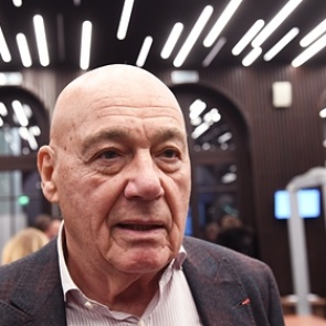 Познер оценил призыв лишить Урганта гражданства