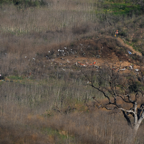 Появилась версия о попытке пилота вертолета Коби Брайанта спасти людей на земле