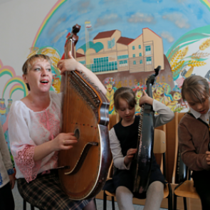 На Украине заявили о разделении детей на три сорта