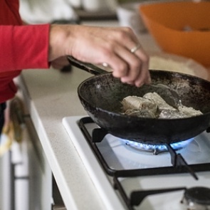 Российским домохозяйкам предложили платить пособие