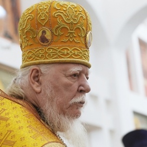 В РПЦ отказались извиняться за сравнение гражданских жен с проститутками