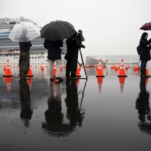 Россиянка заразилась коронавирусом на круизном лайнере в Японии