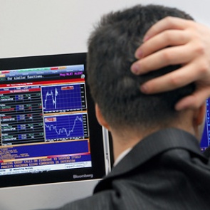 Спрогнозировано начало финансового кризиса в России